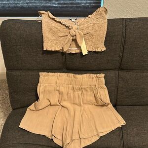 Matching taupe set, NEW WITH TAGS! Bandeau top and shorts have pockets!